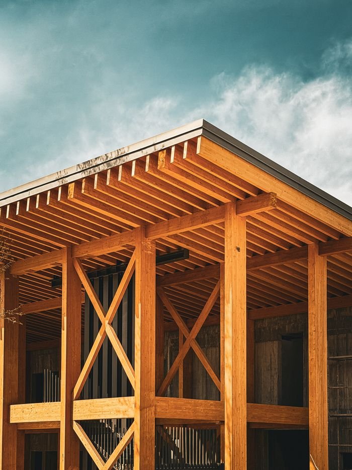 Mastering the First Impression: Your intriguing post title goes here Stunning modern wooden structure in Konya, Türkiye showcasing architectural elegance.